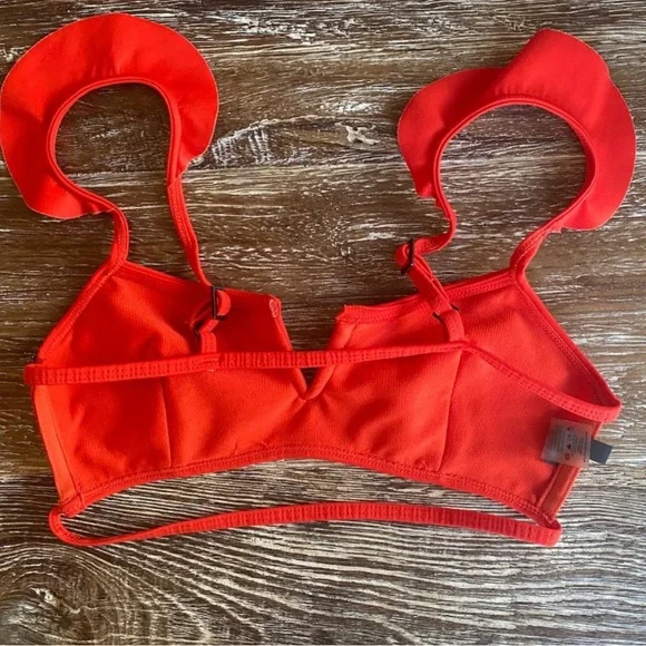 Kendall and Kylie bikini from revolve - Picture 4 of 5